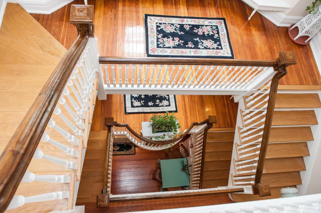 Cedars & Beeches Bed & Breakfast Long Branch Exterior foto